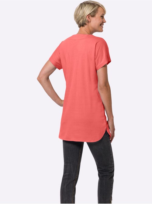 T-shirt long à col rond avec poches et fentes latérales - Taille standard - Moda Vilona - Kiabi