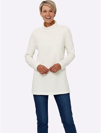 T-shirt long avec col roulé et fentes latérales hautes - taille standard - moda vilona