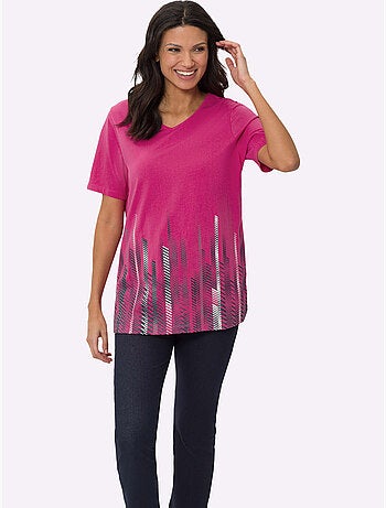 T-shirt long à encolure V avec imprimé graphique devant - Taille standard - Moda Vilona