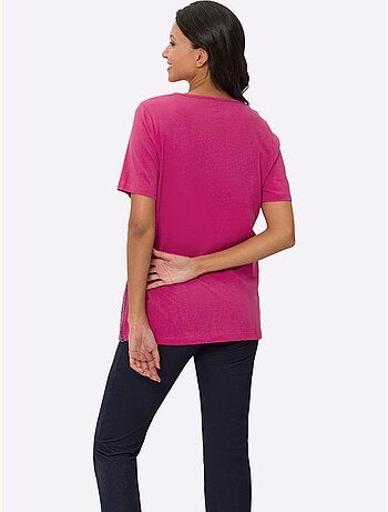 T-shirt long à encolure V avec imprimé graphique devant - Taille standard - Moda Vilona