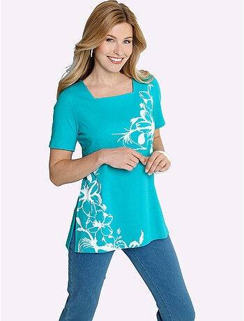 T-shirt long à encolure carrée avec motif floral et fentes latérales - Taille standard - Moda Vilona
