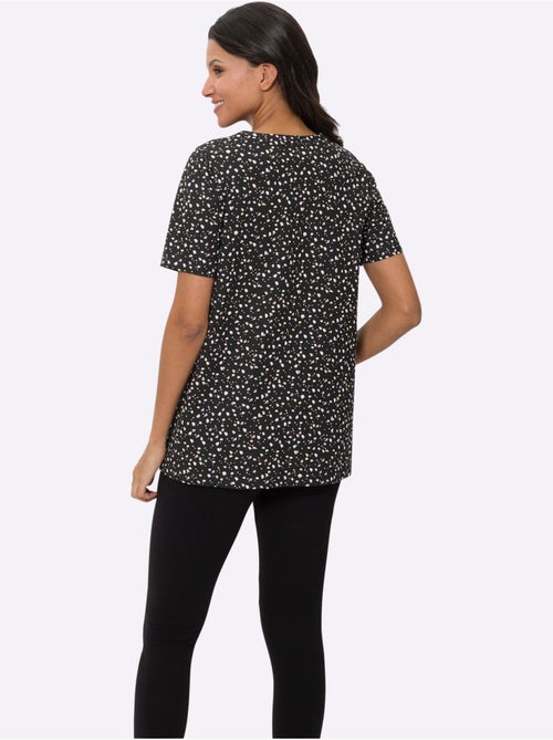 T-shirt long à encolure ronde avec motif à pois et manches courtes - taille standard - moda vilona - Kiabi T-shirt long à encolure ronde avec motif à pois et manches courtes - taille standard - moda vilona - Kiabi