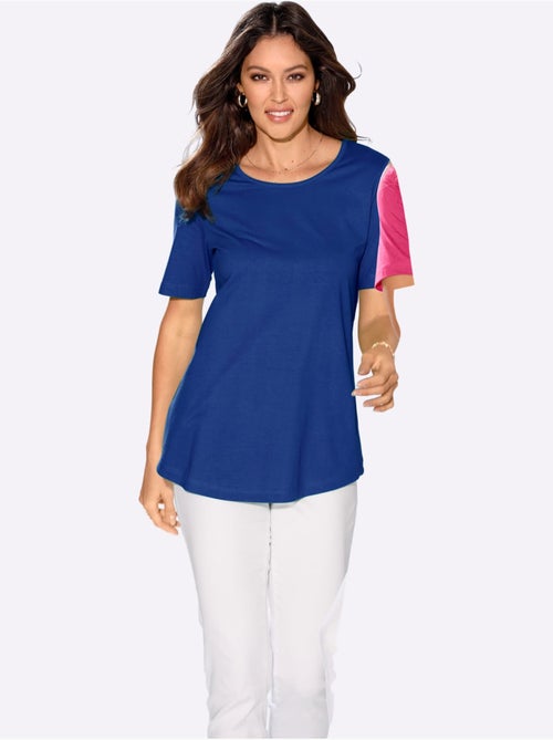 T-shirt long à encolure ronde et manches courtes avec ourlet arrondi - Taille standard - Moda Vilona - Kiabi T-shirt long à encolure ronde et manches courtes avec ourlet arrondi - Taille standard - Moda Vilona - Kiabi