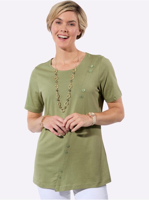 T-shirt long à manches courtes avec boutons décoratifs en diagonale - Taille standard - Witt - Kiabi T-shirt long à manches courtes avec boutons décoratifs en diagonale - Taille standard - Witt - Kiabi