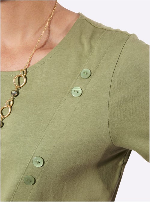 T-shirt long à manches courtes avec boutons décoratifs en diagonale - Taille standard - Witt - Kiabi T-shirt long à manches courtes avec boutons décoratifs en diagonale - Taille standard - Witt - Kiabi