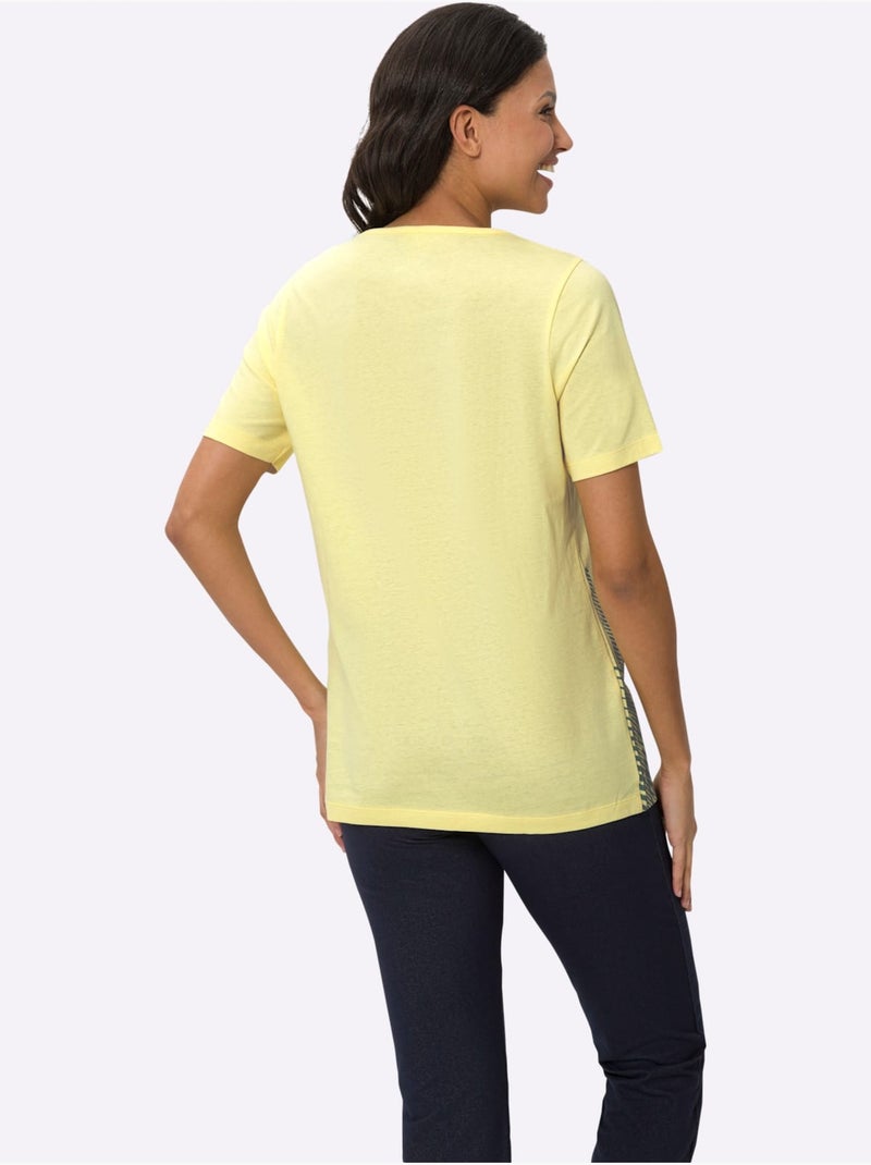 T-shirt long avec encolure en V et imprimé graphique - Taille standard - Moda Vilona Jaune citron - Kiabi