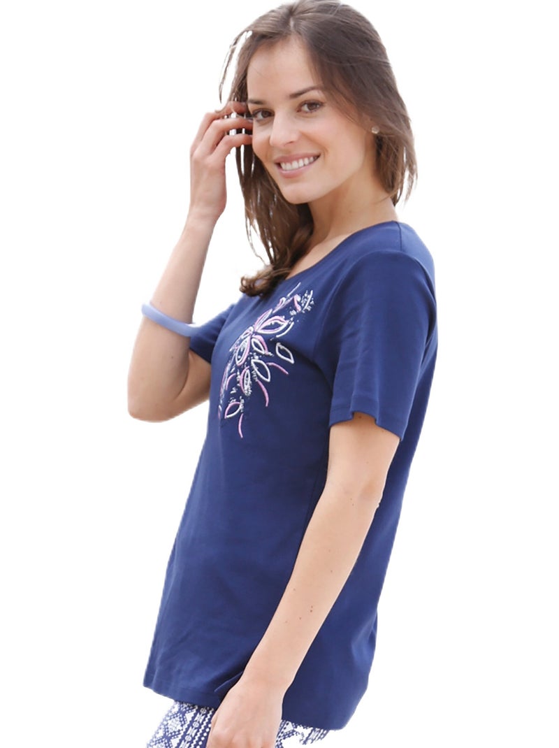 T-shirt long broderie placée fleurs Bleu - Kiabi