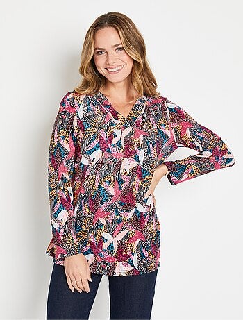 T-shirt long col V évasé manches longues