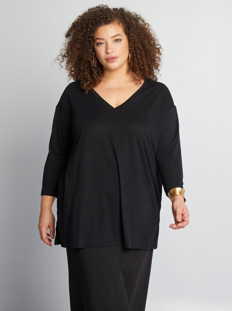 T-shirt long col V noir - Kiabi