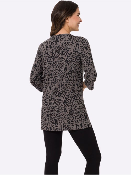 T-shirt Long Coupe Longue Tendance - Taille Standard - Moda Vilona - Kiabi T-shirt Long Coupe Longue Tendance - Taille Standard - Moda Vilona - Kiabi