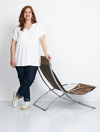 T-shirt long évasé dentelle