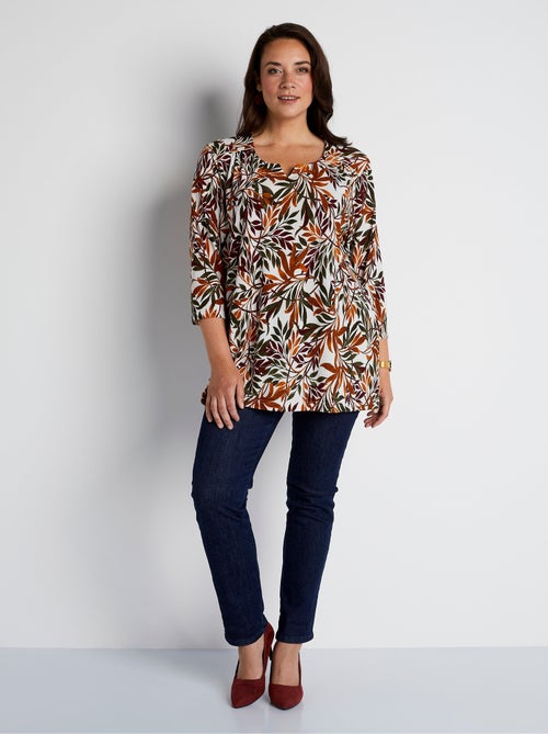 T-shirt long évasé manches 3/4 col rond - Kiabi T-shirt long évasé manches 3/4 col rond - Kiabi