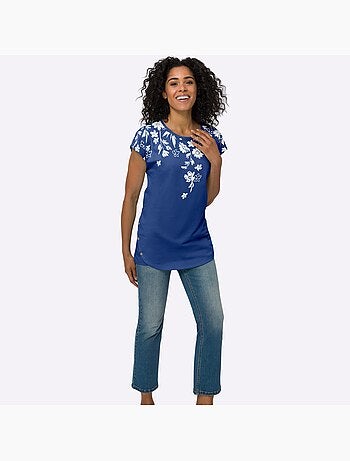 T-shirt Long Finition De L'ourlet Tendance - Taille Standard - Moda Vilona