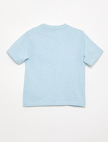 T-shirt loose