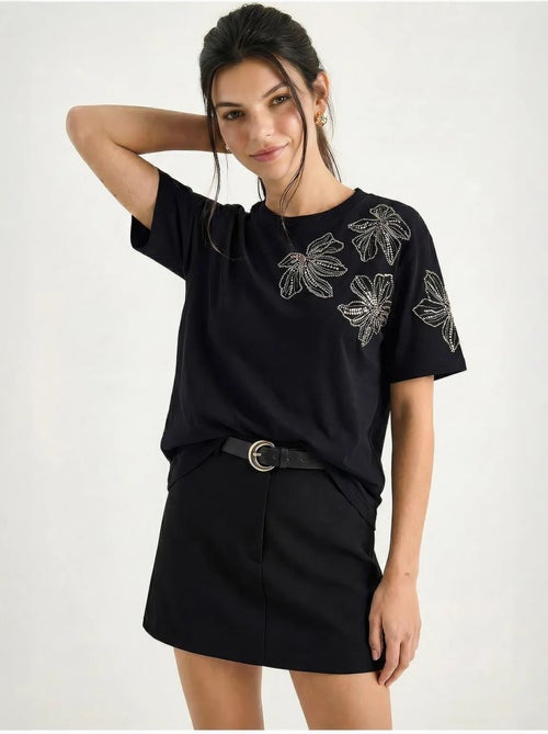 T-shirt lucci à col rond brodé de fleurs - Kiabi T-shirt lucci à col rond brodé de fleurs - Kiabi
