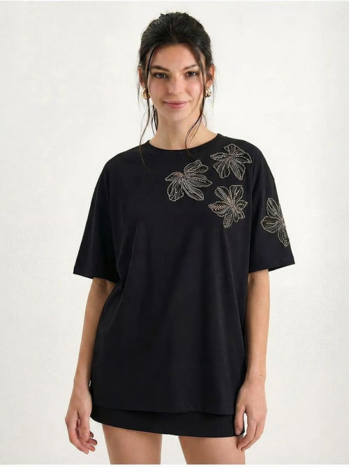 T-shirt lucci à col rond brodé de fleurs - Kiabi T-shirt lucci à col rond brodé de fleurs - Kiabi