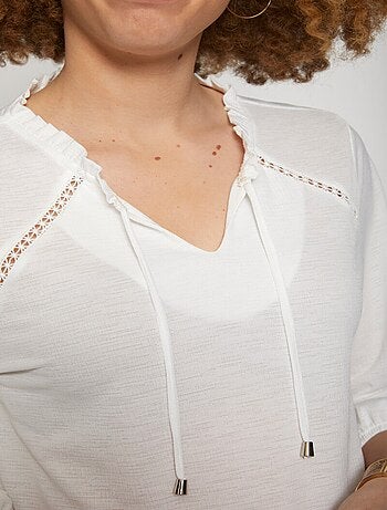 T-shirt maille reliéfée esprit blouse