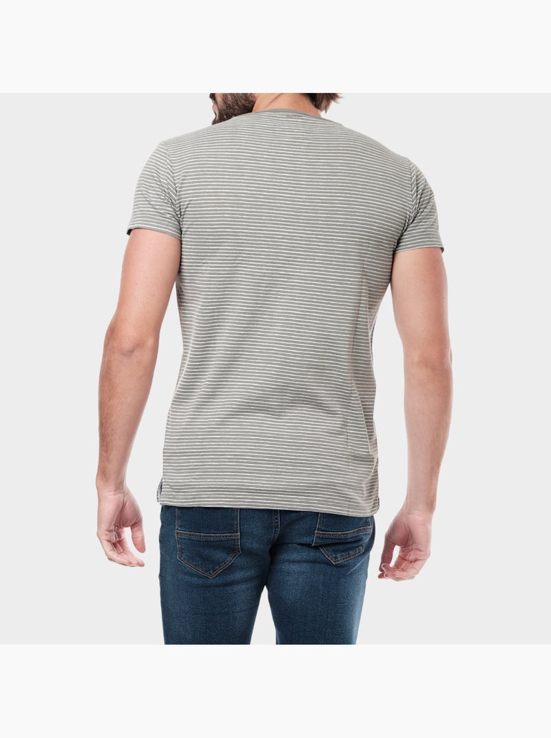 T-shirt manches courtes à rayures Kaki - Kiabi