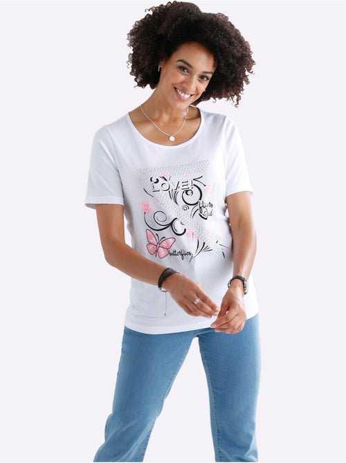 T-shirt manches courtes avec motifs papillons et brillance - Taille standard - Moda Vilona - Kiabi T-shirt manches courtes avec motifs papillons et brillance - Taille standard - Moda Vilona - Kiabi