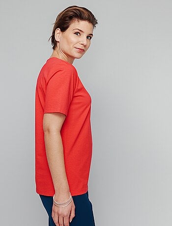 T-shirt manches courtes col brodé clouté