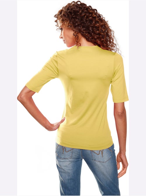 T-shirt Manches Courtes Col V - Taille Standard - Helline - Kiabi T-shirt Manches Courtes Col V - Taille Standard - Helline - Kiabi