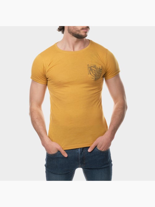 T-shirt manches courtes imprimé poitrine - Kiabi