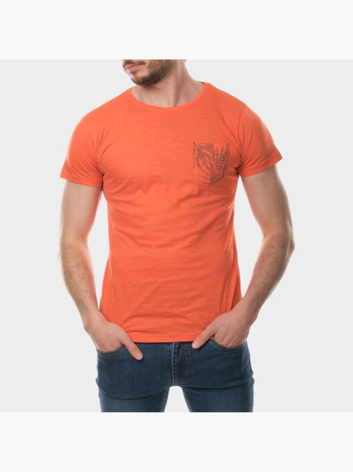 T-shirt manches courtes imprimé poitrine - Kiabi