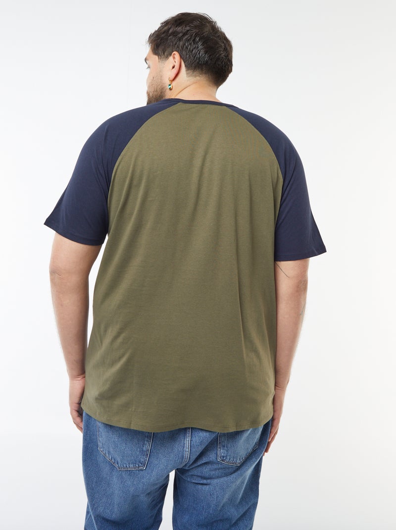 T-shirt Manches courtes raglan avec poche poitrine Kaki - Kiabi