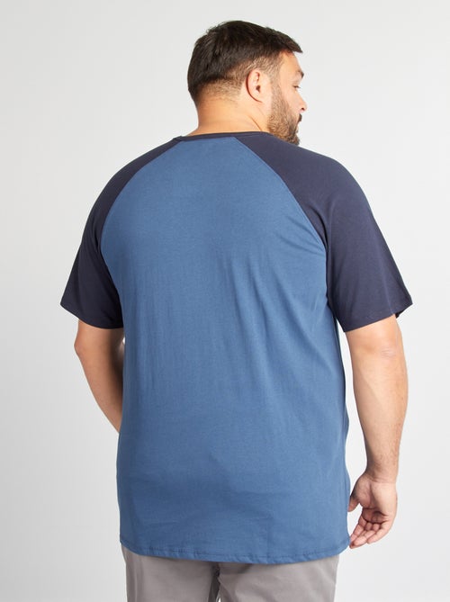 T-shirt Manches courtes raglan avec poche poitrine - Kiabi