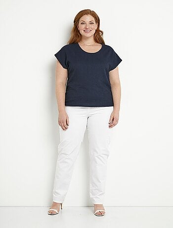 T-shirt manches courtes uni ou imprimé fleurs