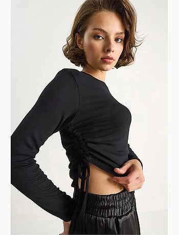 T-shirt manches longues basique ourlet asymétrique lucci