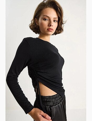 T-shirt manches longues basique ourlet asymétrique lucci