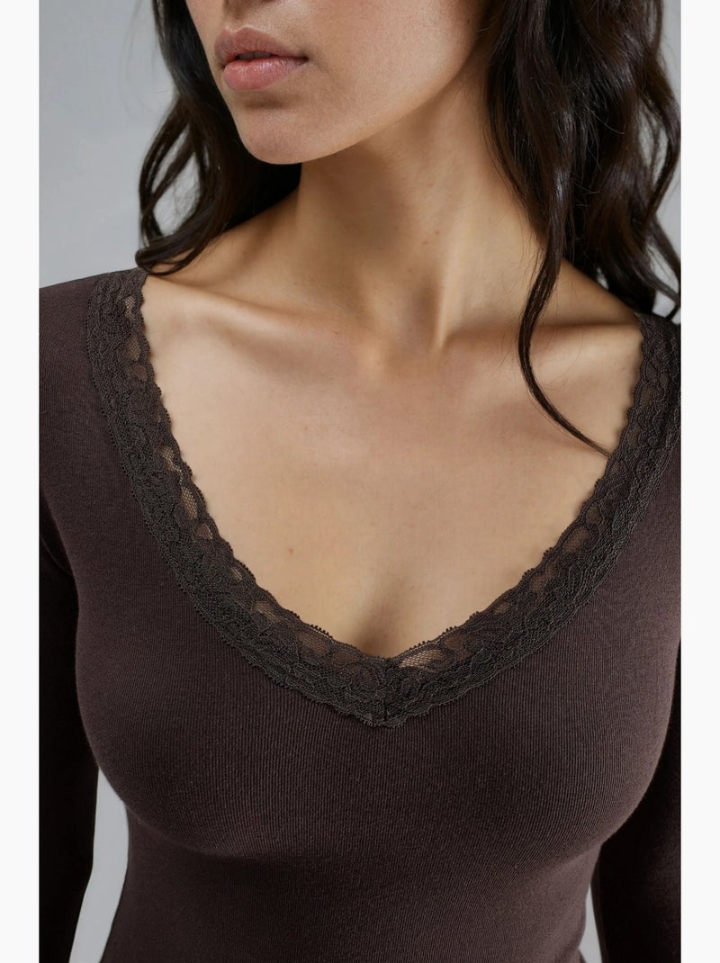 T-shirt manches longues col en v détail dentelle coupe ajustée busem Marron foncé - Kiabi