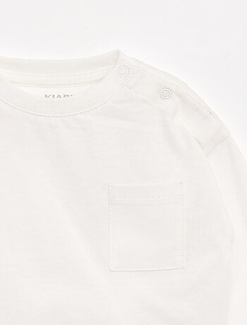 T-shirt manches longues et poche poitrine