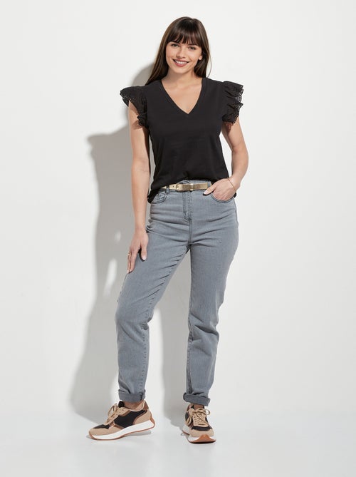 T-shirt manches volantées avec encolure V - Kiabi