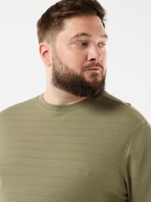 T-shirt matière fantaisie côtelée - Kiabi