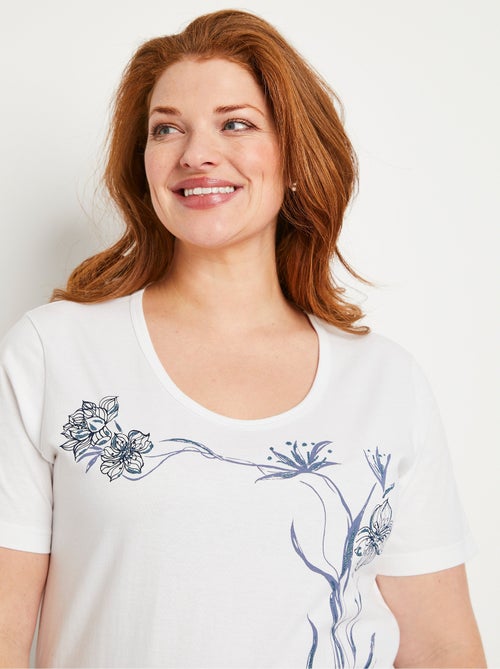 T-shirt motif fleurs encolure ronde - Kiabi