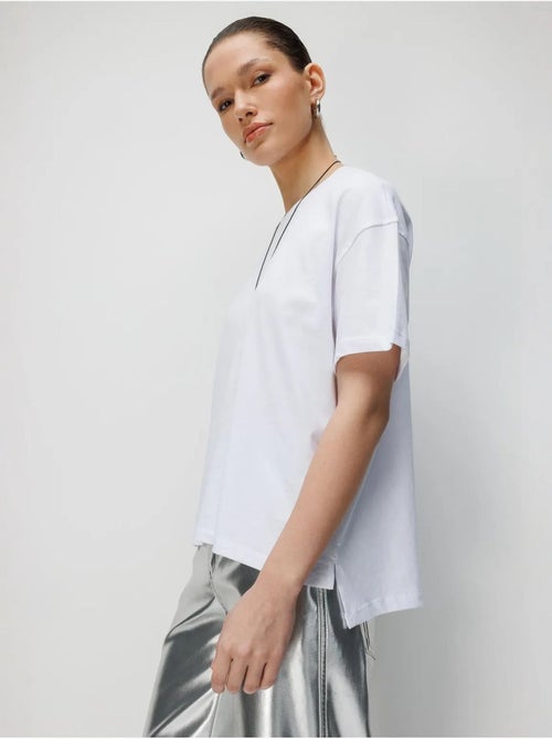 T-shirt oversize à col rond et fente mixray - Kiabi T-shirt oversize à col rond et fente mixray - Kiabi