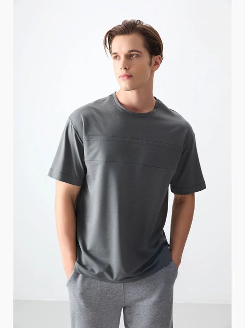 T-shirt oversize à col rond tommy - Kiabi T-shirt oversize à col rond tommy - Kiabi