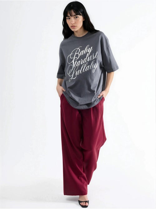 T-shirt oversize à manches courtes et col rond avec détail accessoire busem - Kiabi T-shirt oversize à manches courtes et col rond avec détail accessoire busem - Kiabi