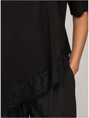 T-shirt oversize asymétrique bordure dentelle forinel