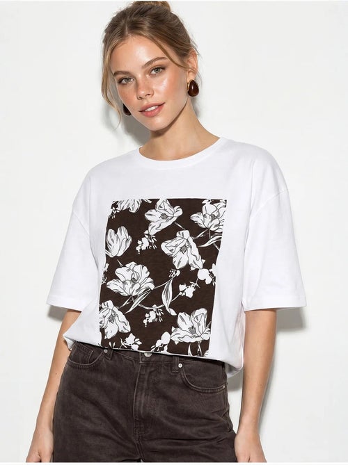 T-shirt oversize en coton à motif floral lucci - Kiabi T-shirt oversize en coton à motif floral lucci - Kiabi