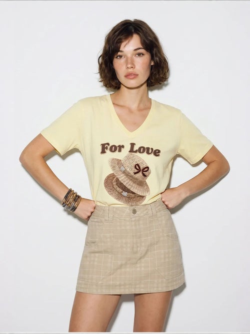 T-shirt oversize imprimé à col v lucci - Kiabi T-shirt oversize imprimé à col v lucci - Kiabi