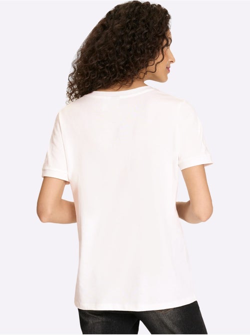 T-shirt Poche Poitrine Brodée - Taille Standard - Helline - Kiabi T-shirt Poche Poitrine Brodée - Taille Standard - Helline - Kiabi