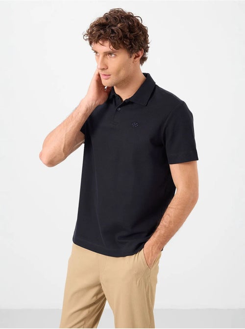 T-shirt polo homme en coton et élasthanne tommy - Kiabi T-shirt polo homme en coton et élasthanne tommy - Kiabi