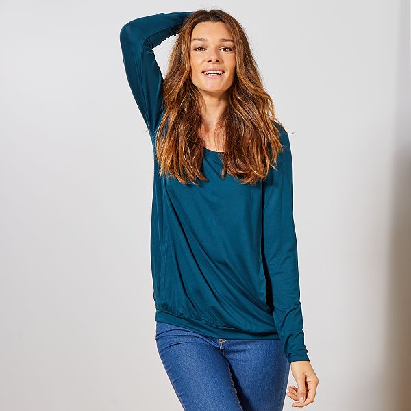 t shirt ouvert coté