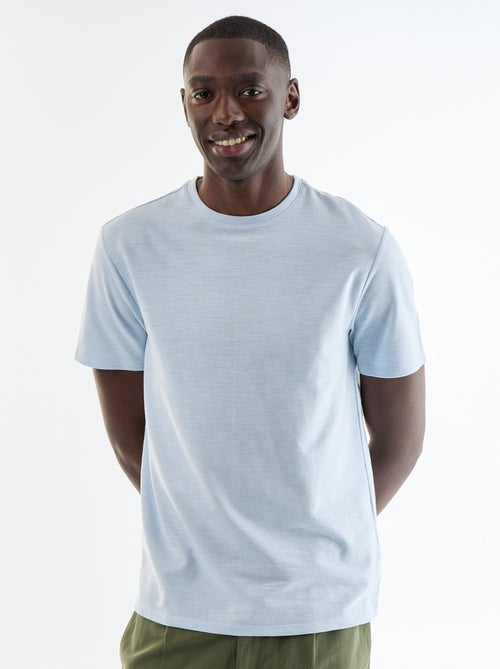 T-shirt pour homme uni à col rond - Kiabi T-shirt pour homme uni à col rond - Kiabi