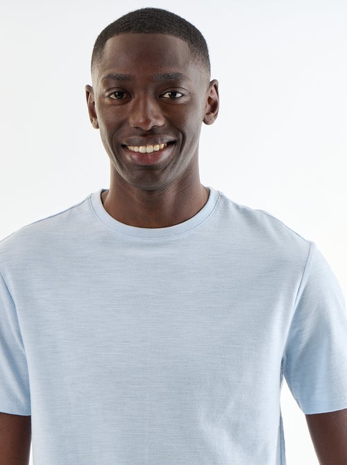 T-shirt pour homme uni à col rond - Kiabi T-shirt pour homme uni à col rond - Kiabi