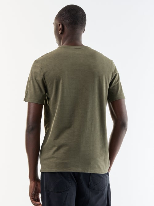 T-shirt pour homme uni à col rond - Kiabi T-shirt pour homme uni à col rond - Kiabi