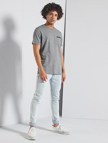 T-shirt 'Produkt' à poche